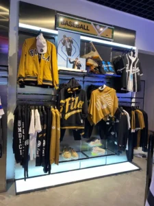 品牌零售门店灯箱与光板照明项目